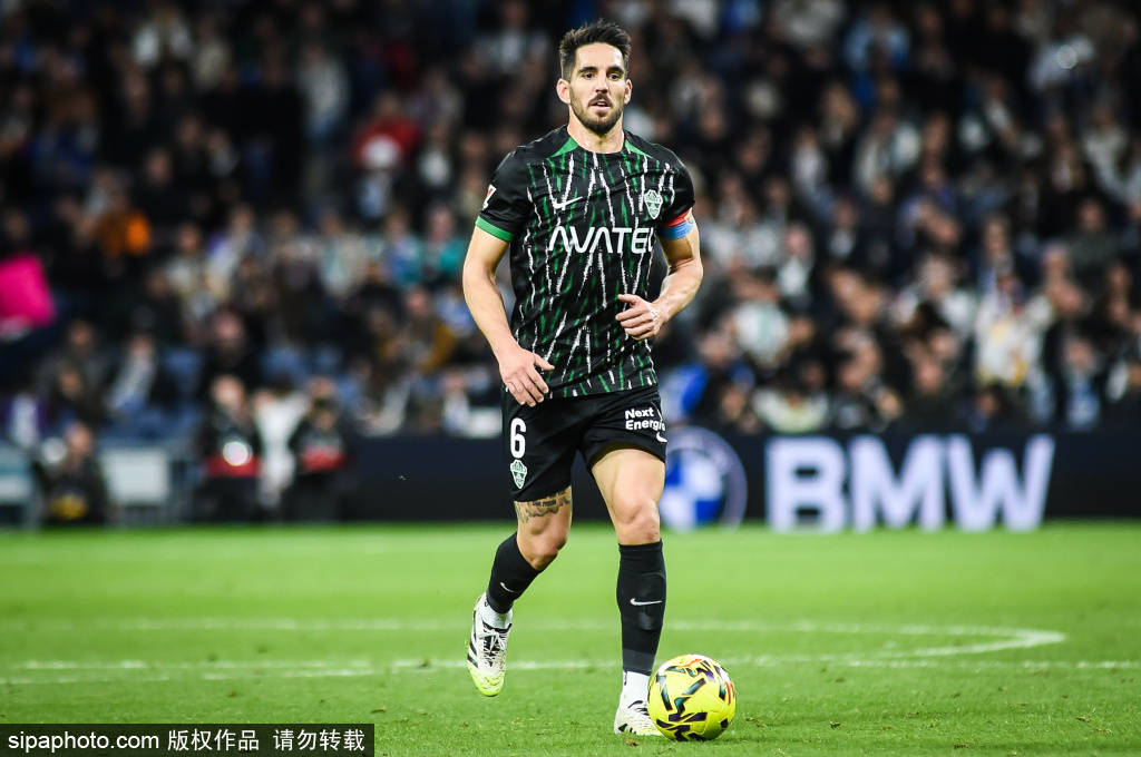 巴尔韦德本赛季联赛表现解析：追平个人西甲单赛季最佳纪录，助力皇马争冠